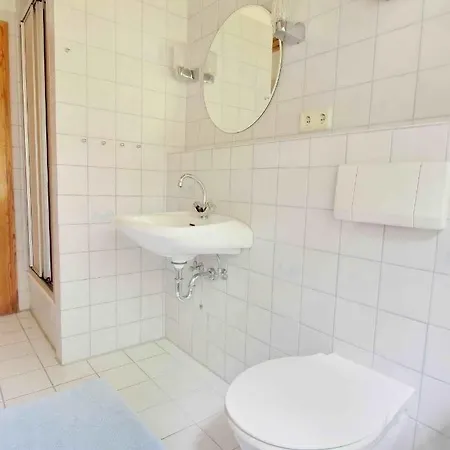 Ferienwohnung Bruhn Gastehus Bruhn Whg 1 Apartamento *
